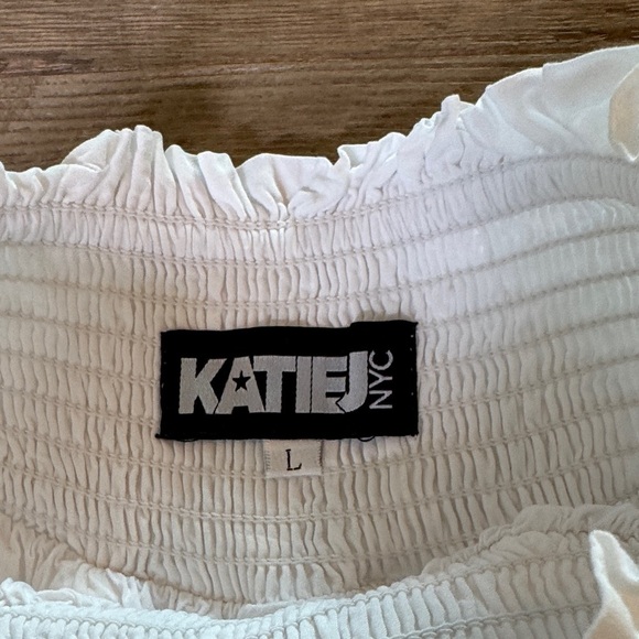 Katie J NYC White Ruffle Skirt - Picture 3 of 4